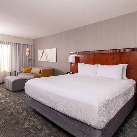 Courtyard By Marriott Newark-University Of Delaware Екстер'єр фото