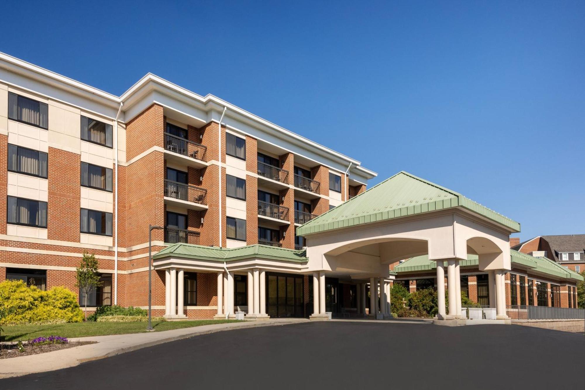 Courtyard By Marriott Newark-University Of Delaware Екстер'єр фото