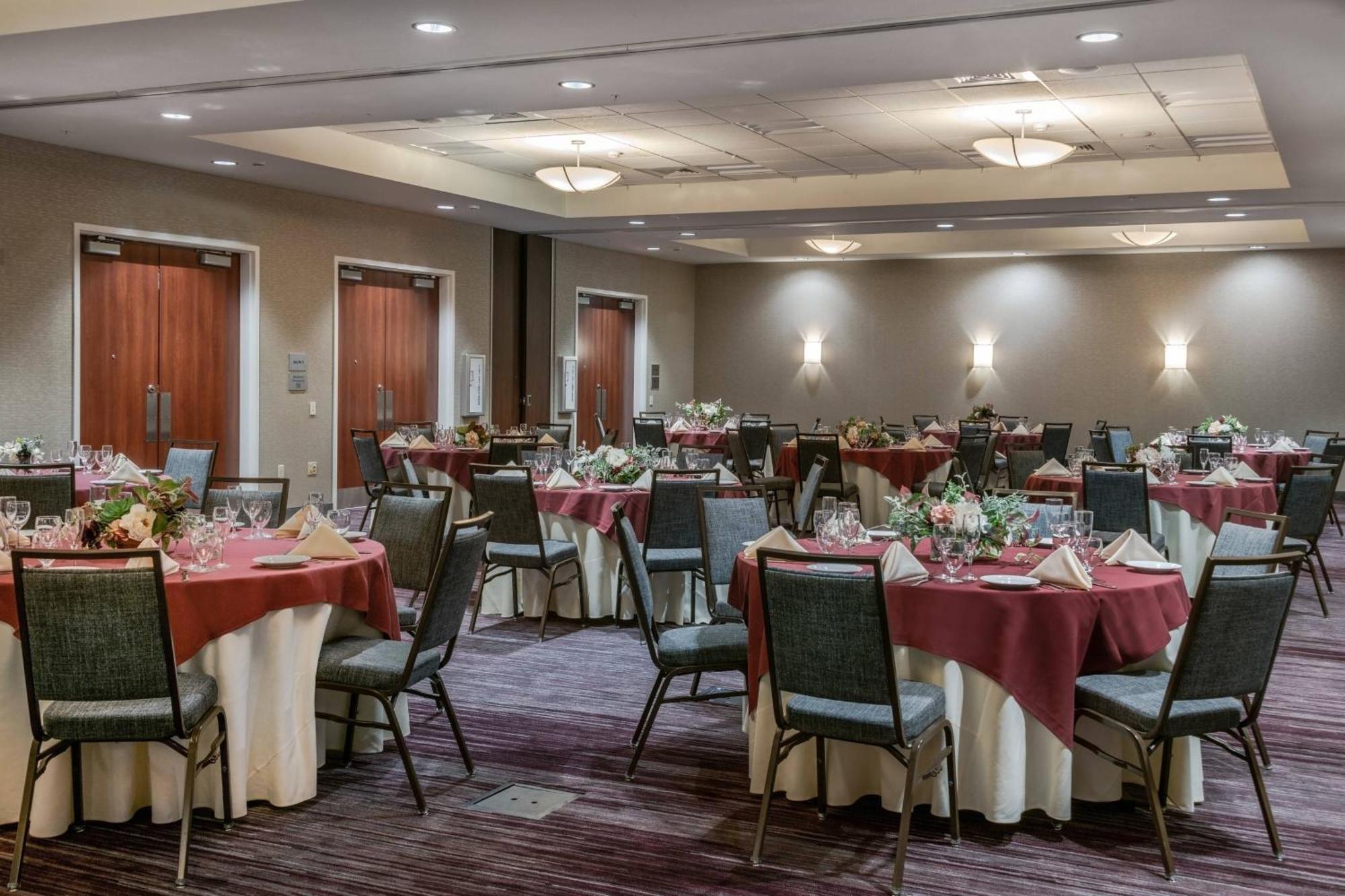 Courtyard By Marriott Newark-University Of Delaware Екстер'єр фото