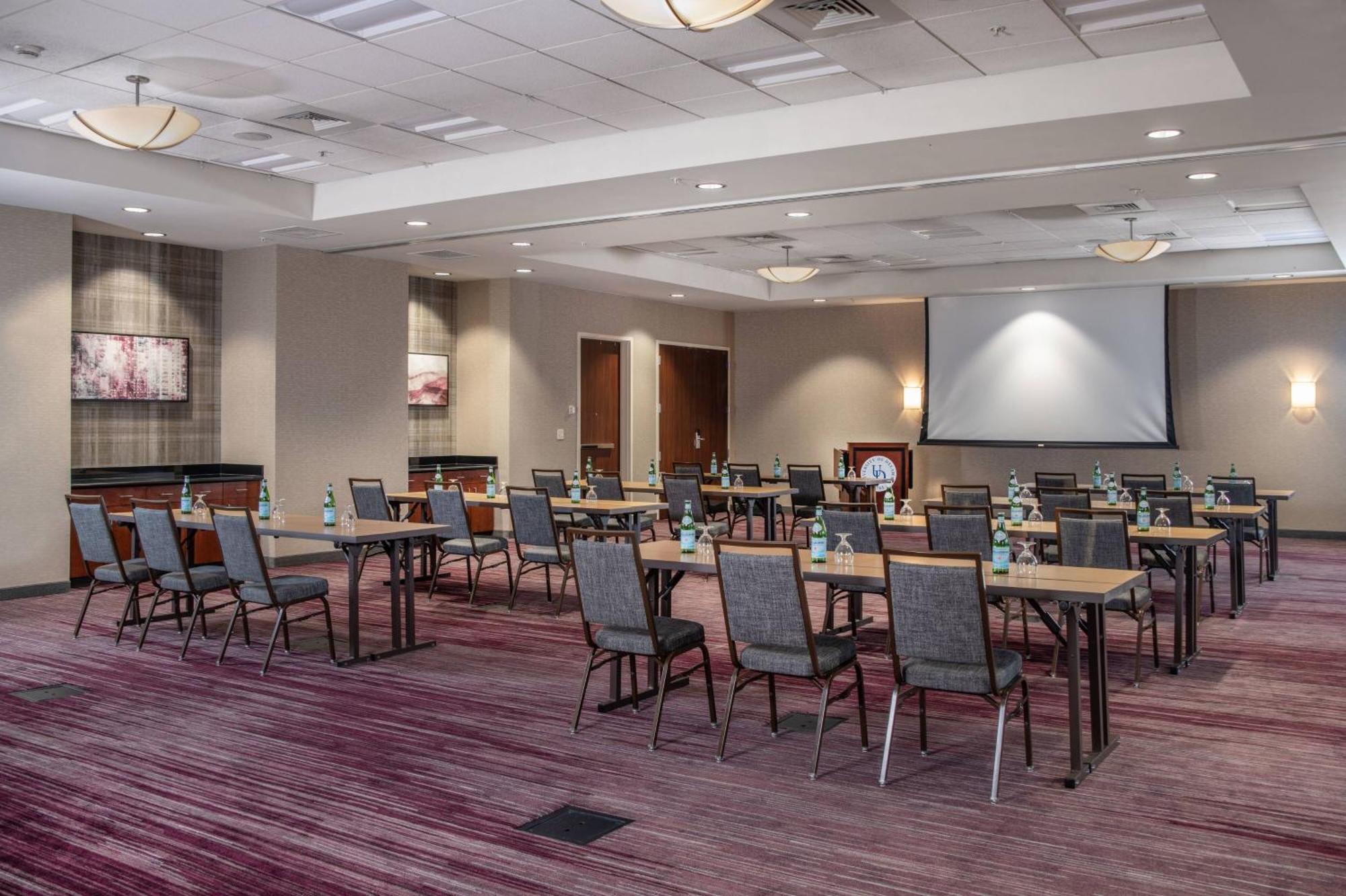 Courtyard By Marriott Newark-University Of Delaware Екстер'єр фото