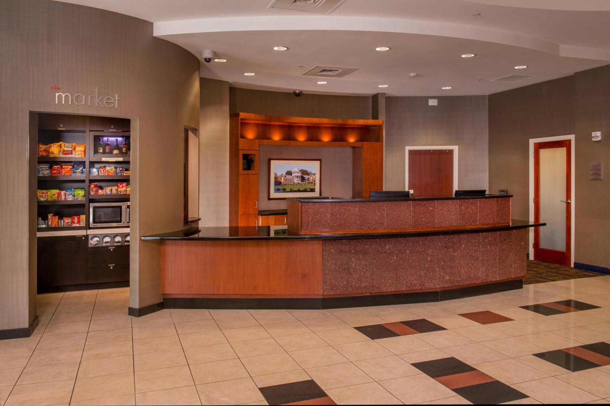 Courtyard By Marriott Newark-University Of Delaware Екстер'єр фото