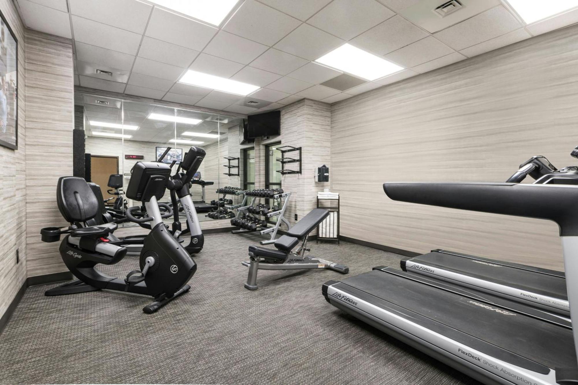 Courtyard By Marriott Newark-University Of Delaware Екстер'єр фото