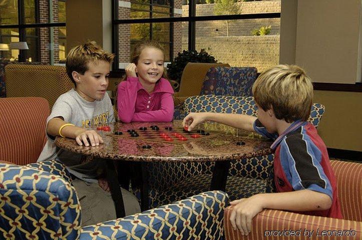Courtyard By Marriott Newark-University Of Delaware Зручності фото