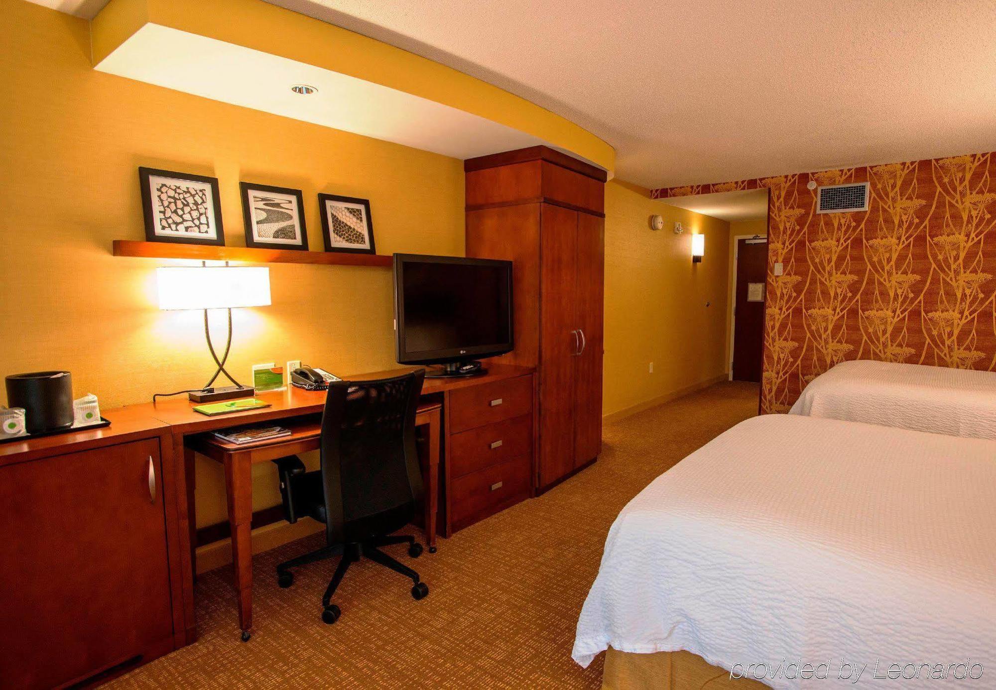 Courtyard By Marriott Newark-University Of Delaware Екстер'єр фото